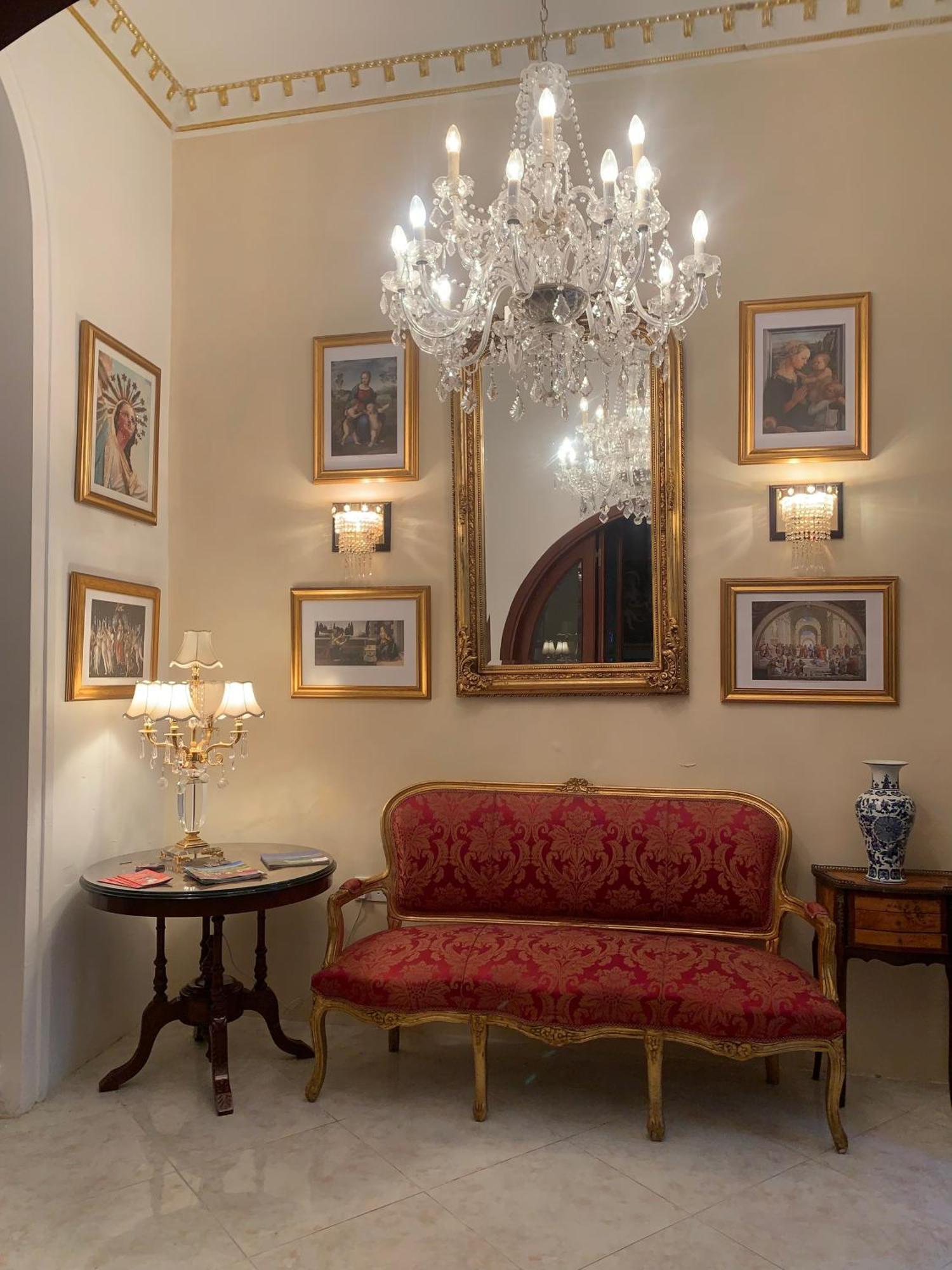 ホテル Santa Marija House ビクトリア エクステリア 写真