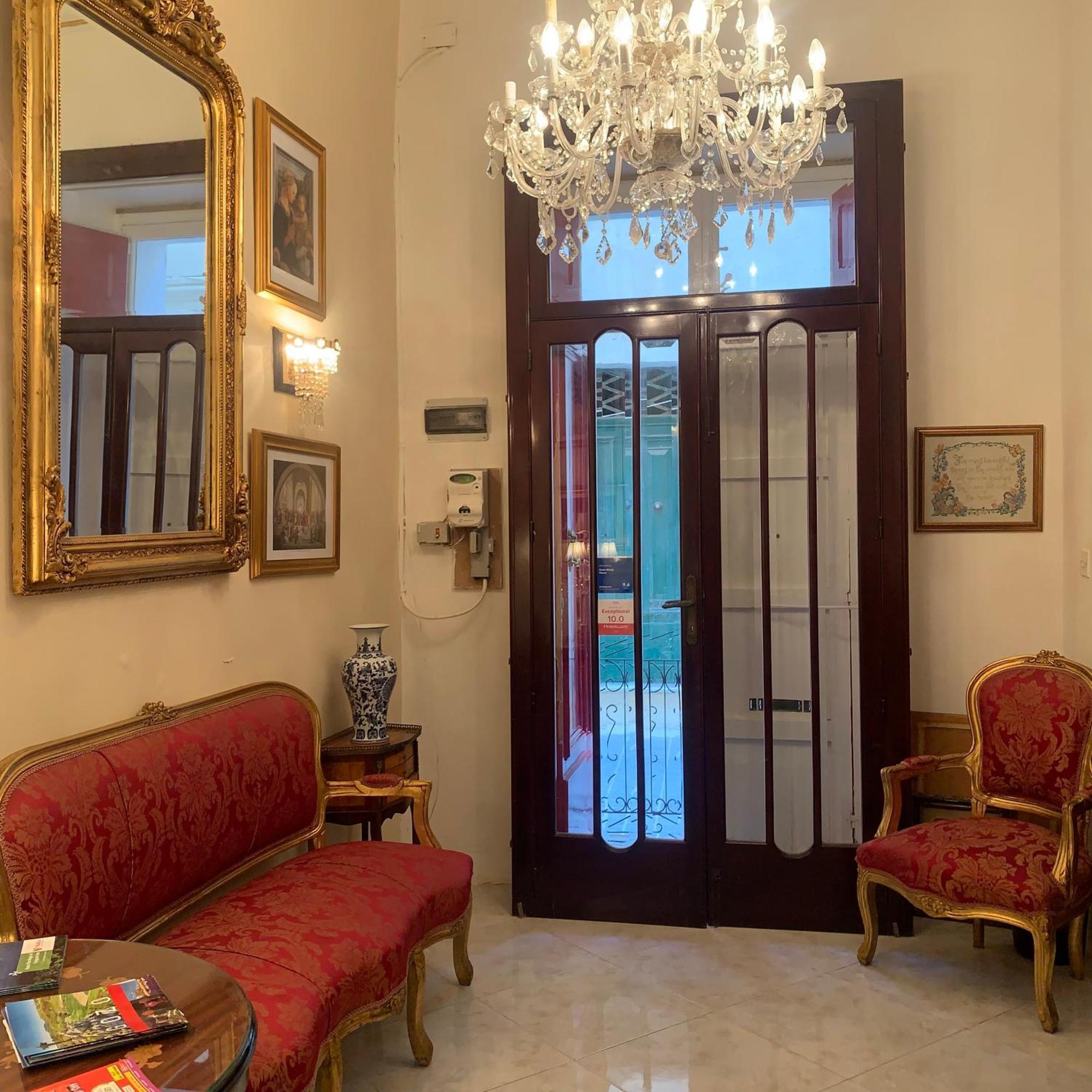 ホテル Santa Marija House ビクトリア エクステリア 写真
